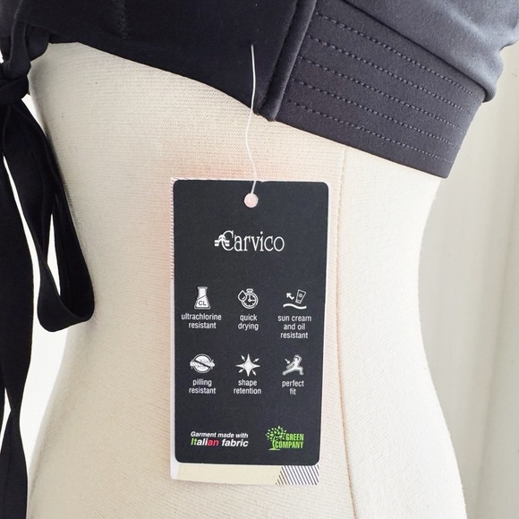 NWT WILD ISLES Black Cross Back Bikini Top Size 1 (30-36 D, 30-32 DD, and 30F) - Picture 3 of 12